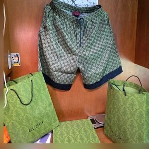 MADE IN ITALY GUCCI GG PRINTED 100% SILK TWILL SHORTS